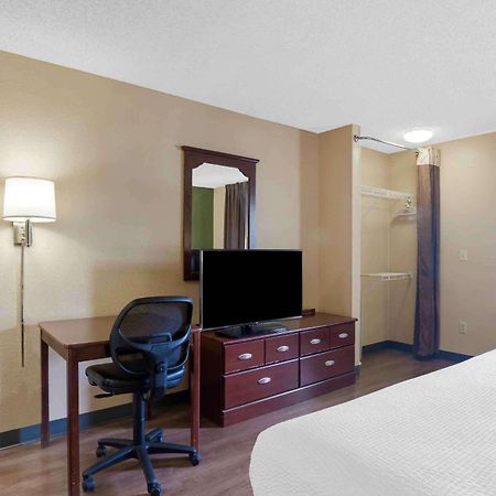 Suburban Studios Columbus Bradley Park Dış mekan fotoğraf