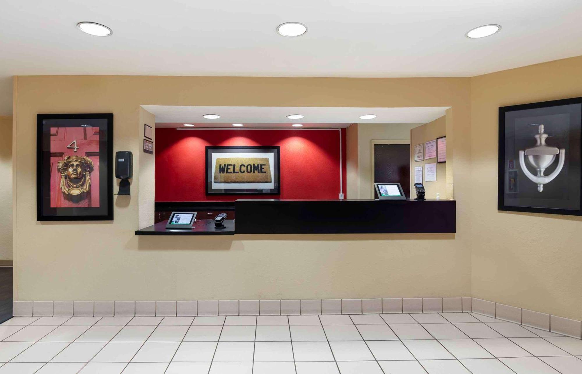 Suburban Studios Columbus Bradley Park Dış mekan fotoğraf