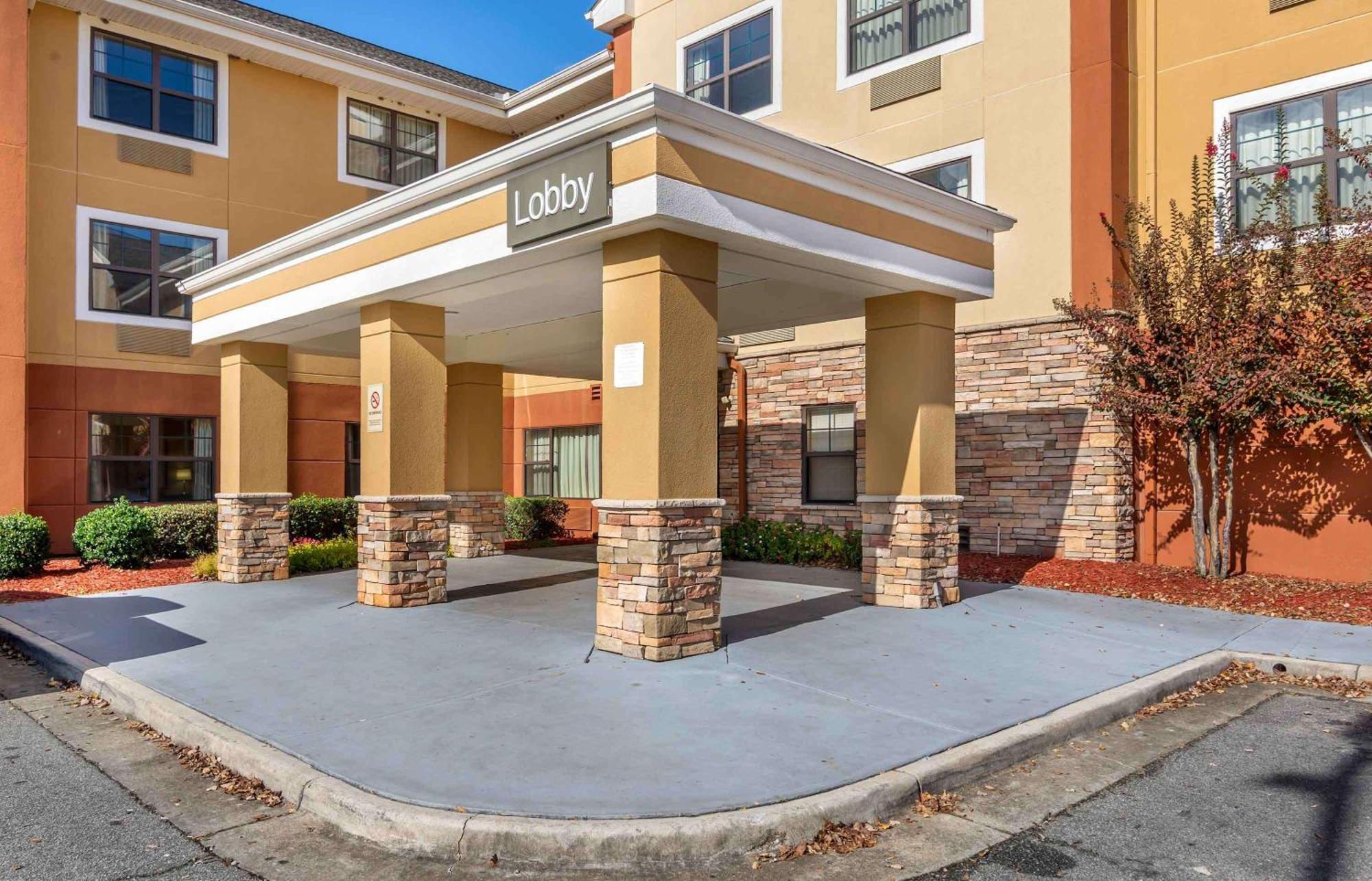 Suburban Studios Columbus Bradley Park Dış mekan fotoğraf