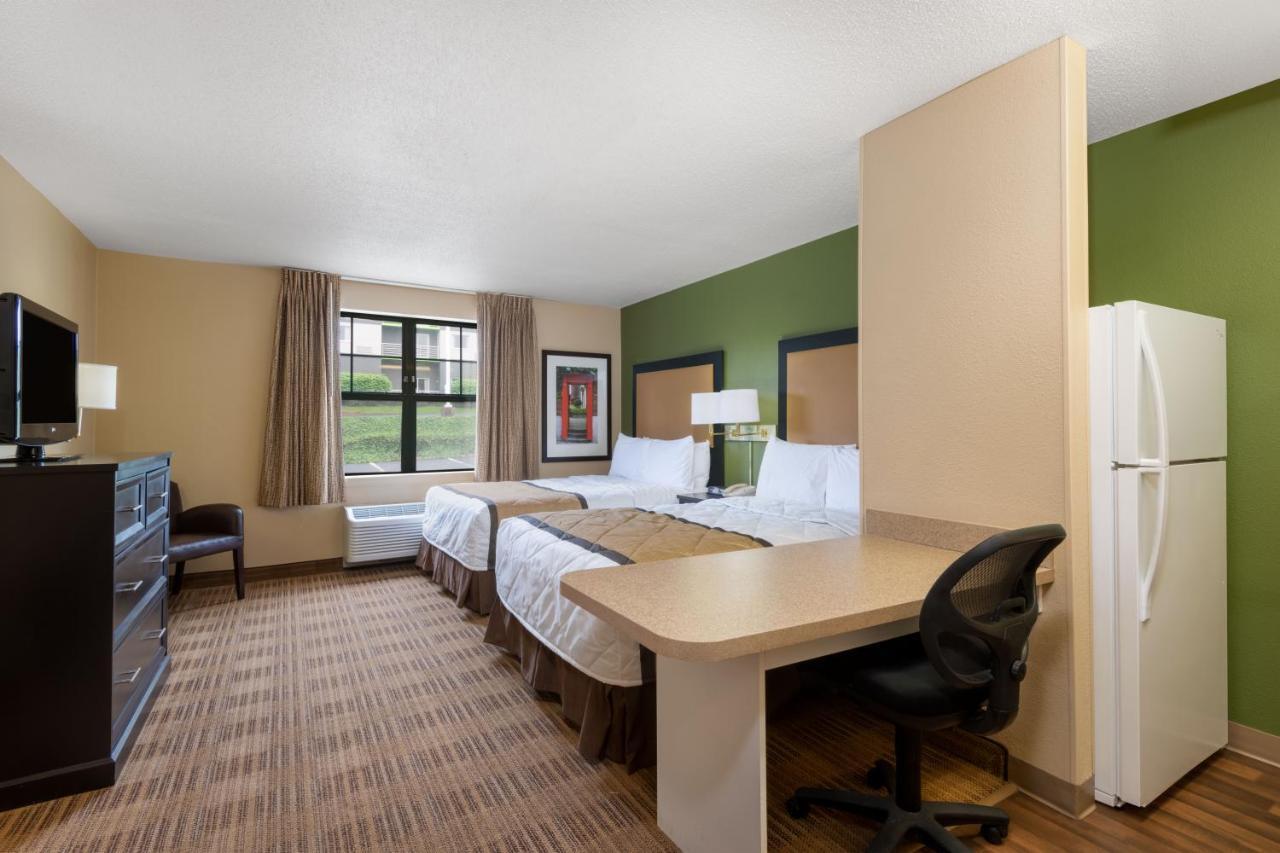 Suburban Studios Columbus Bradley Park Dış mekan fotoğraf