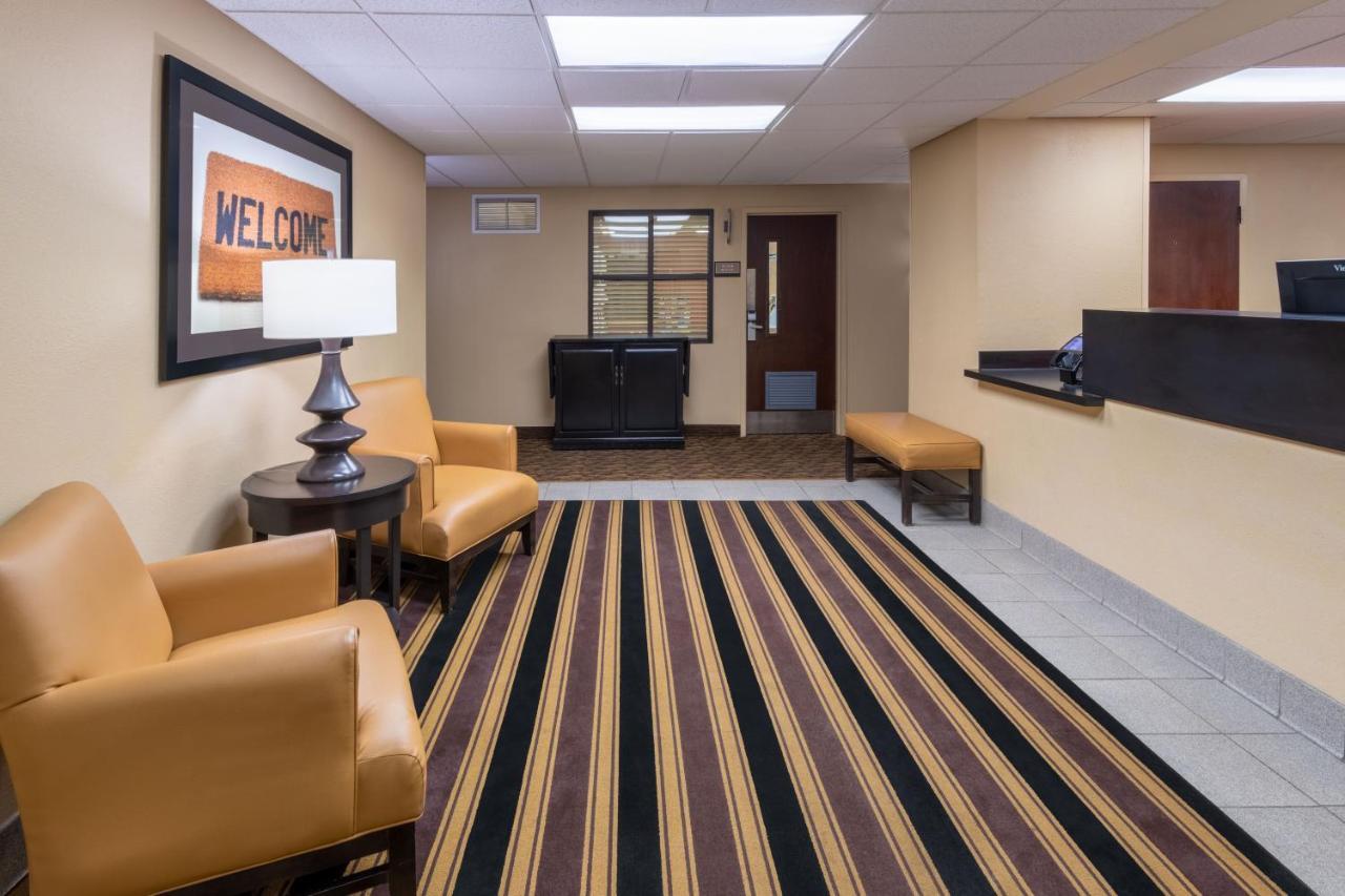 Suburban Studios Columbus Bradley Park Dış mekan fotoğraf