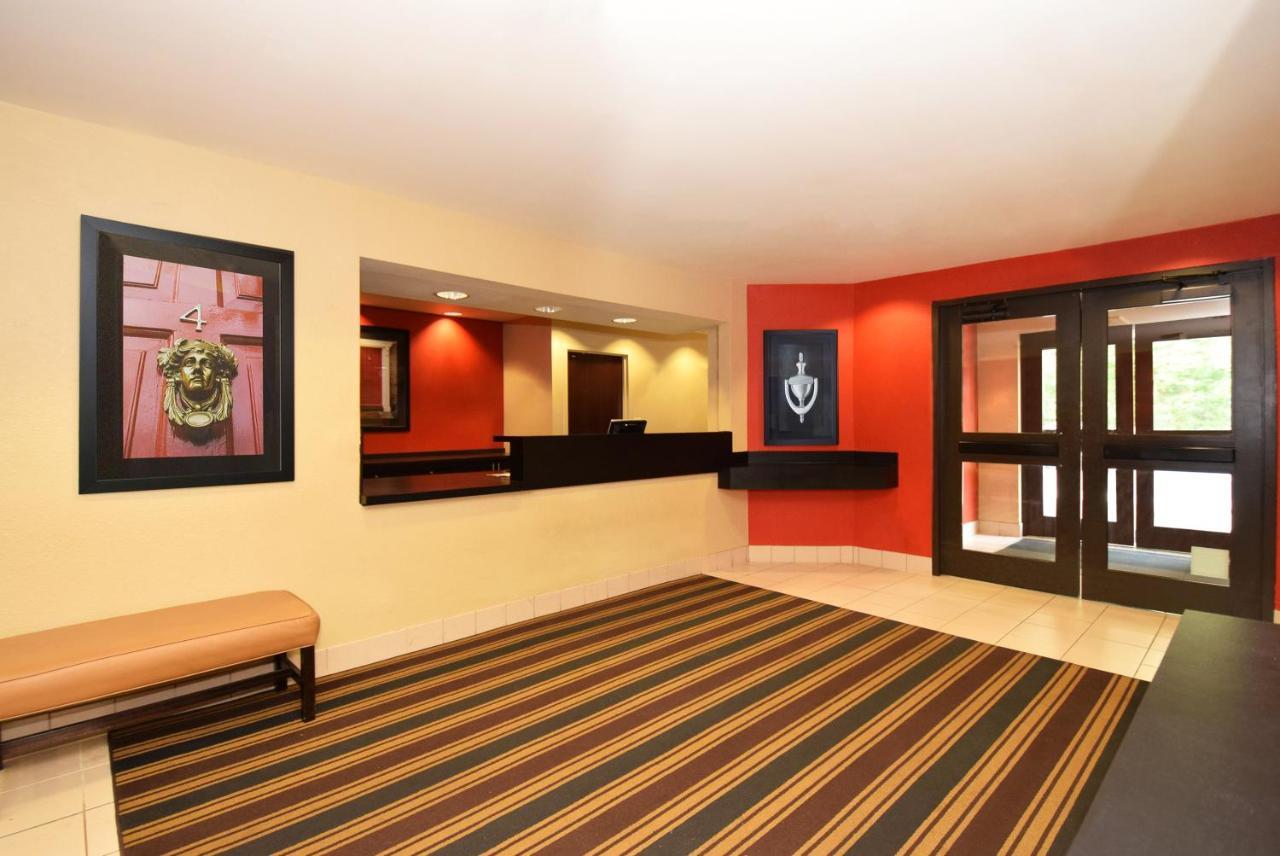 Suburban Studios Columbus Bradley Park Dış mekan fotoğraf